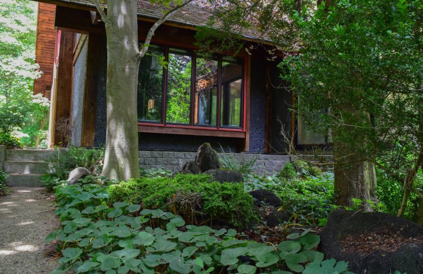 Brincka Cross Gardens, United States